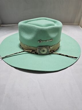 Charlie 1 Horse Spear Point Wool Felt Western Hat with Decorative Band Sz Small